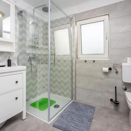 Matutinovic * ツリクヴェニツァ