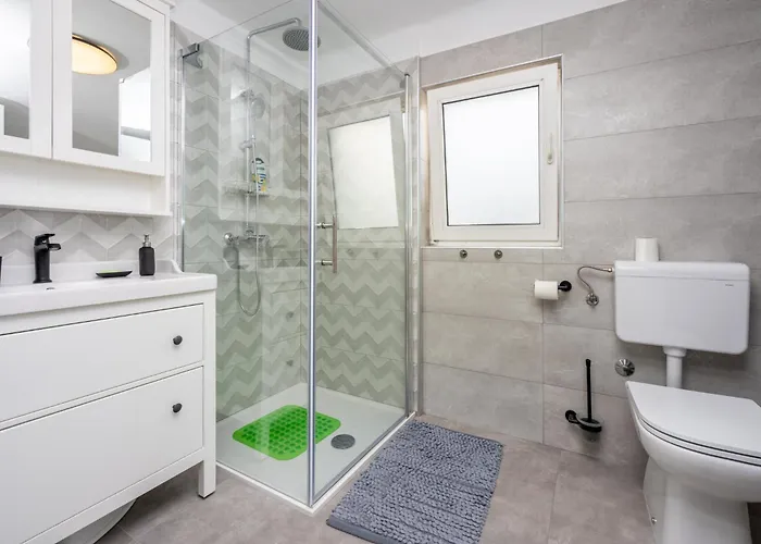 Matutinovic * Crikvenica