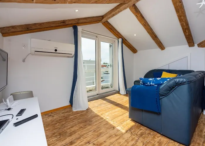 Matutinovic * Crikvenica